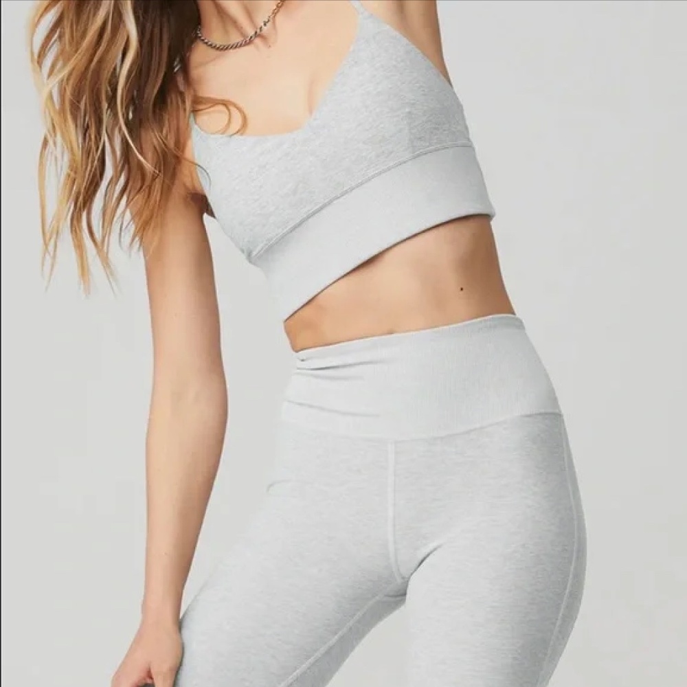 ALO Alosoft High waist  lounge legging and Alosoft lavish bra athletic grey